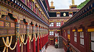 走进德格印经院感受藏文化宝库魅力