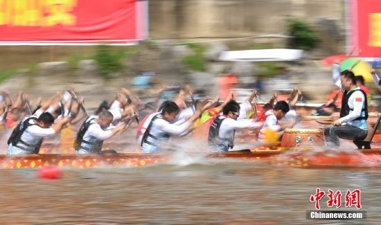 中国龙舟公开赛（湖南·永州道县站）决赛举行