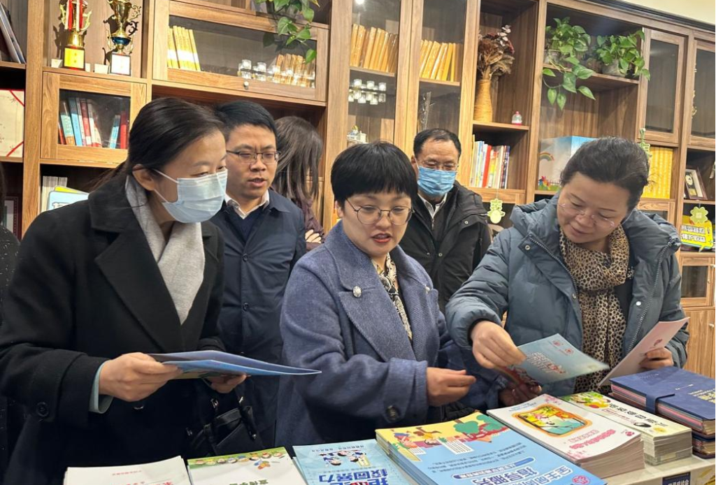 中国儿童福利和收养中心一行调研梁溪区未成年人关爱保护工作
