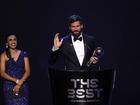 视频-FIFA年度最佳门将！利物浦门将阿利松荣获