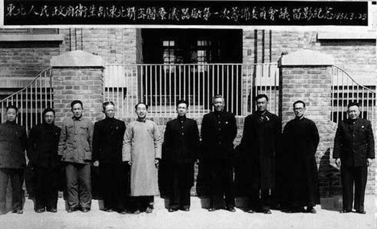 “八大件”奠定中国光学基石